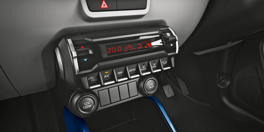 Детали интерьера Maruti-Suzuki Ignis 2020 года  (фото 2 из 8)